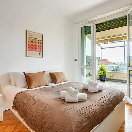 Penthouse 186 3 Bedrooms And Private Terrace * Turin