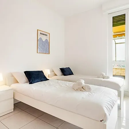 Penthouse 186 3 Bedrooms And Private Terrace *