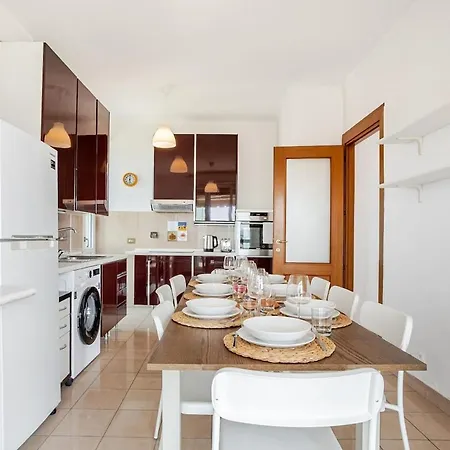 Penthouse 186 3 Bedrooms And Private Terrace *